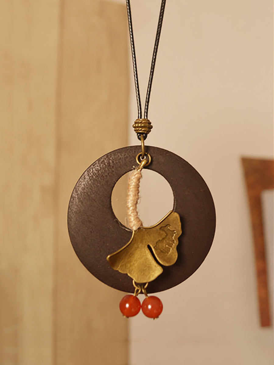 Alloy Leaf Round Wooden Sweater Necklace Kl1042