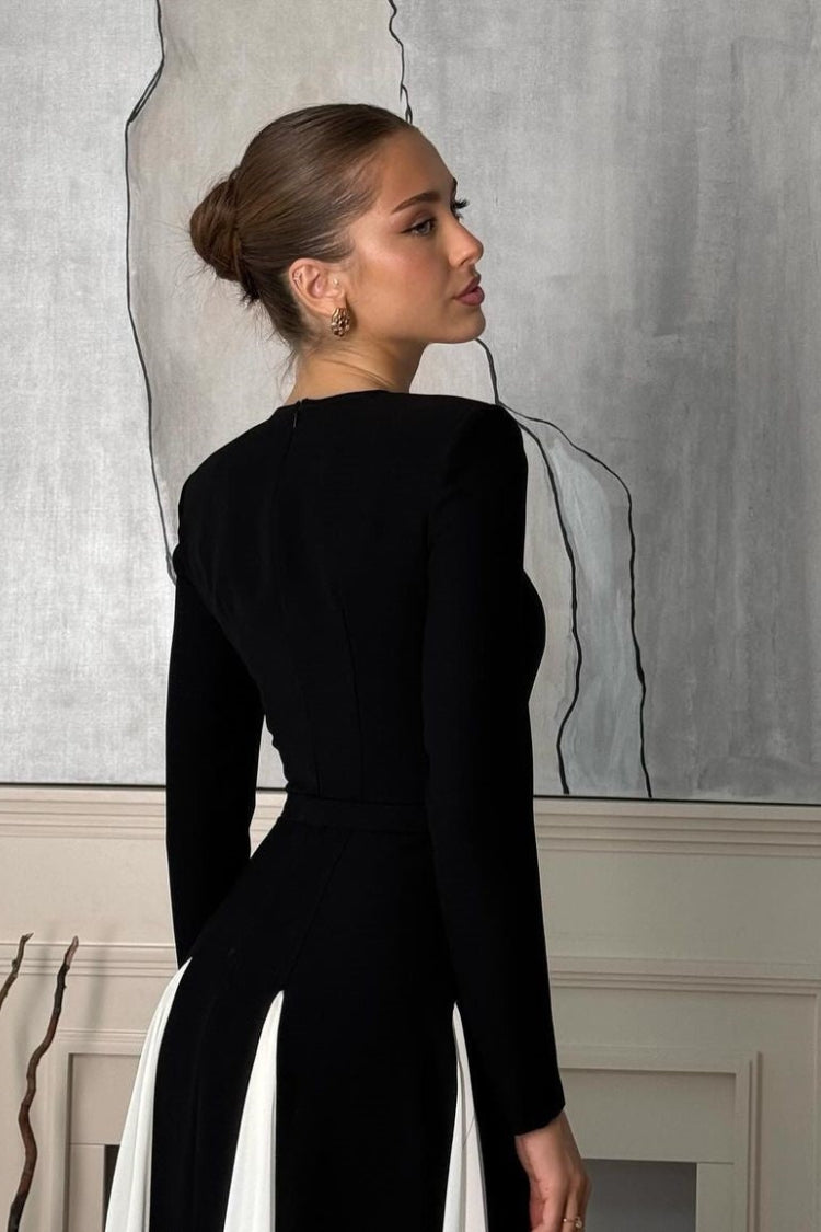 Contrast Color Double-layered Tulle Long-sleeved Maxi Dress