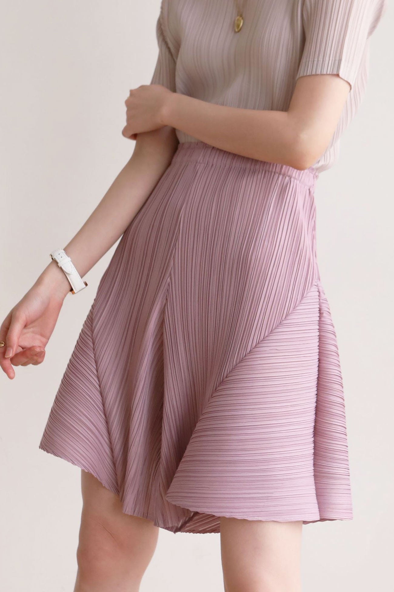 Full Pleated High Waist Shorts