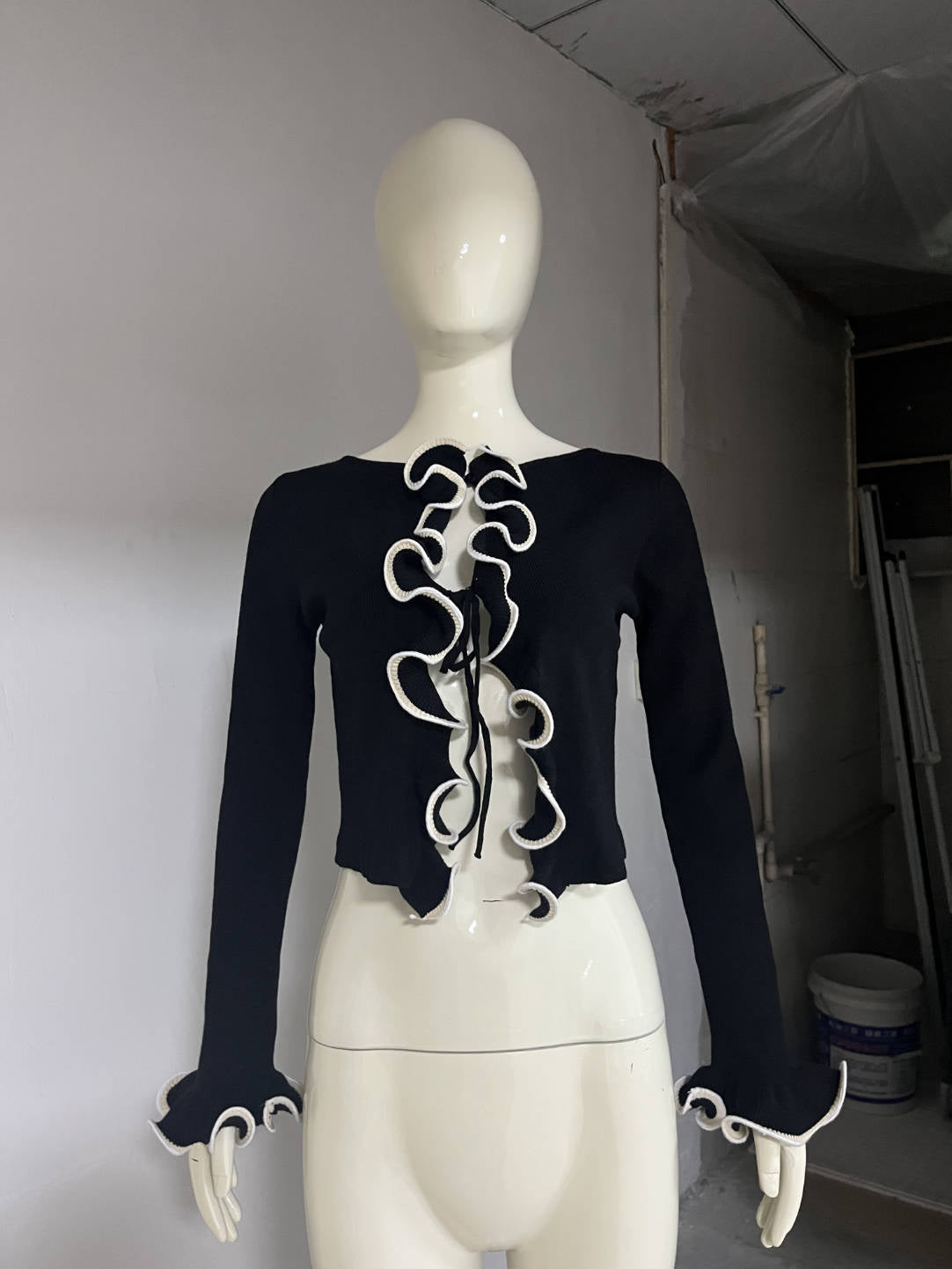 Spring Edge Stitching Contrast Color Black Long Sleeve Knitted Cardigan Slimming Short Top