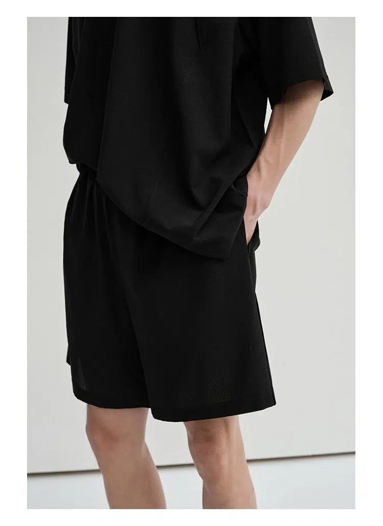 T-shirt & Shorts Set With Neat Seams