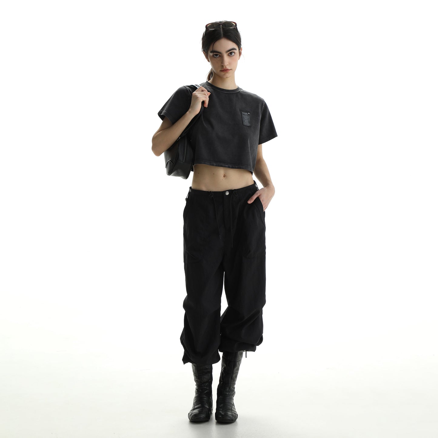 Regular & Cropped T-shirt With Washed Signs Graphic