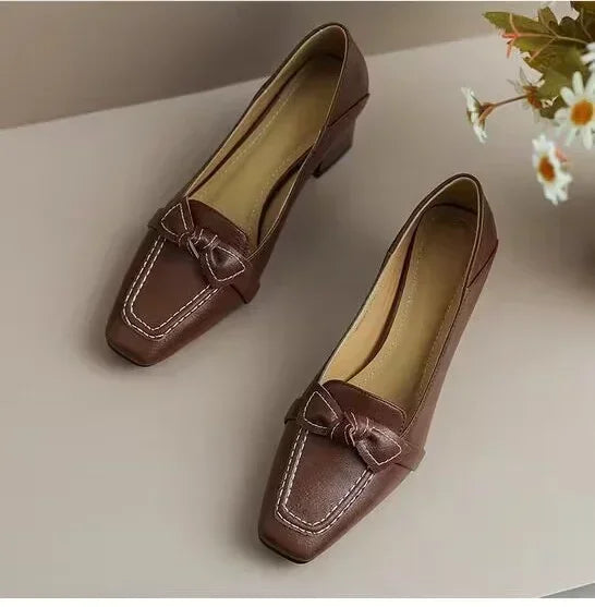 New Retro Square Toe High Heels Spring and Summer Butterfly Decorative Office Girl Midheeled Shoes