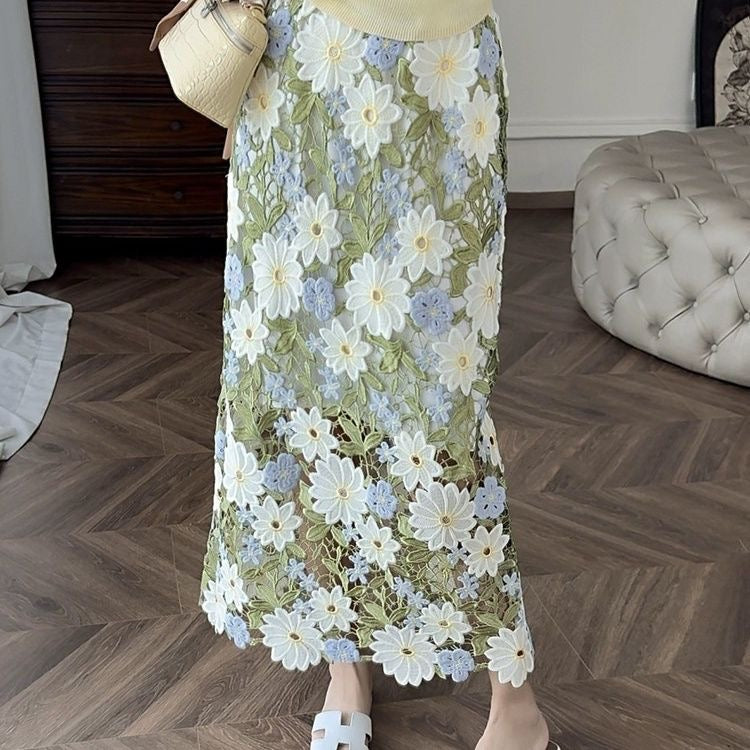 Green Embroidery Straight Skirt