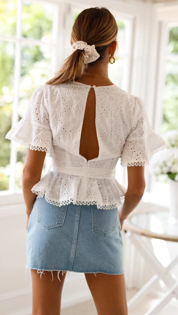 Lace V-neck T-shirt