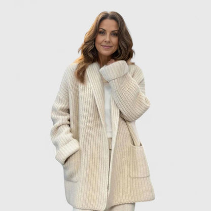 Virellayne – Comfortable Cardigan