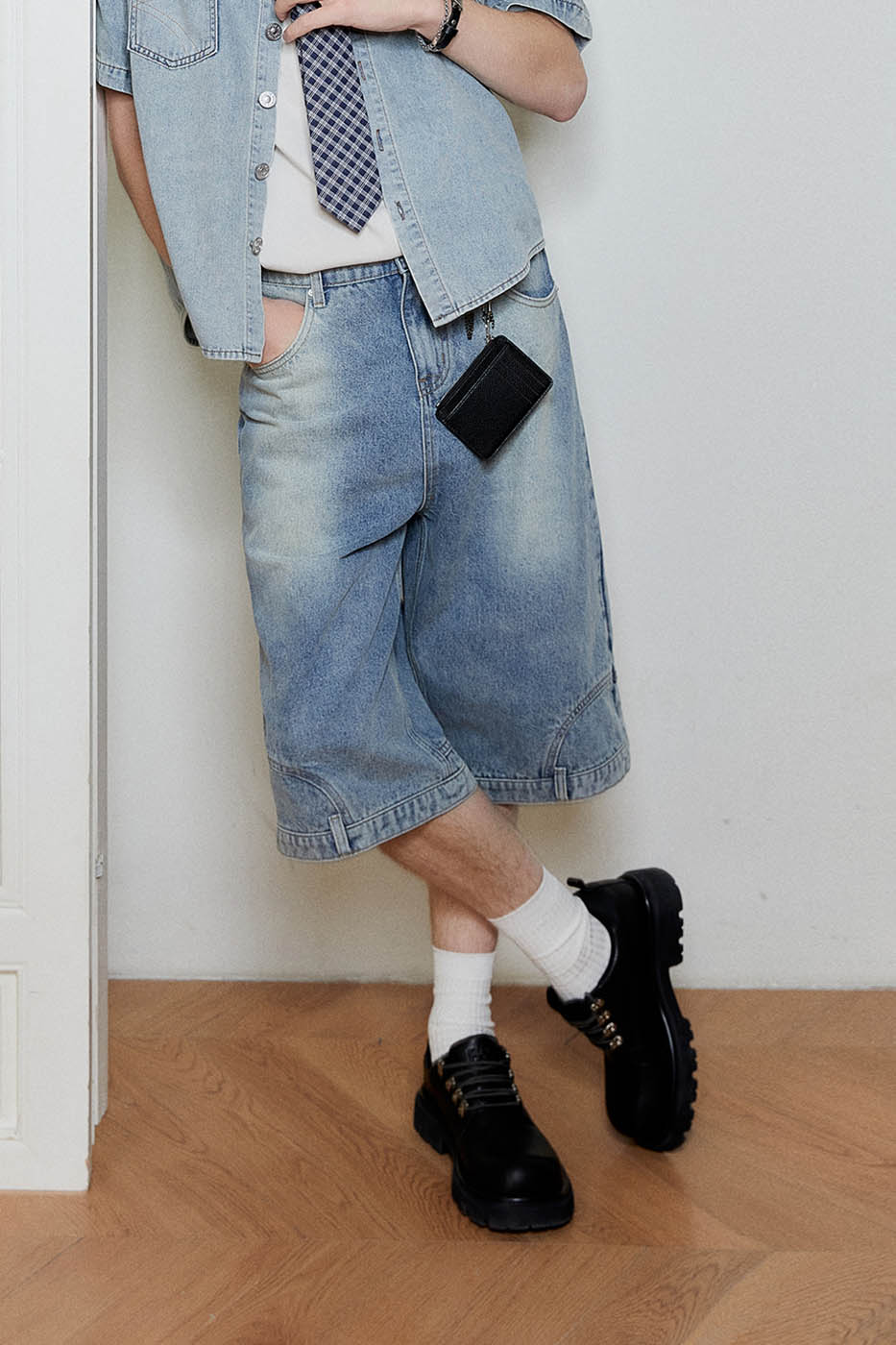 Inverted Wide Leg Denim Shorts