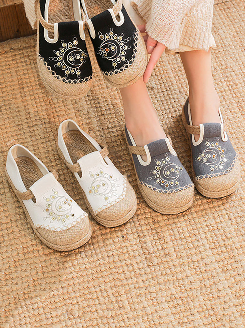 Summer Moon Embroidery Cloth Shoes We1037