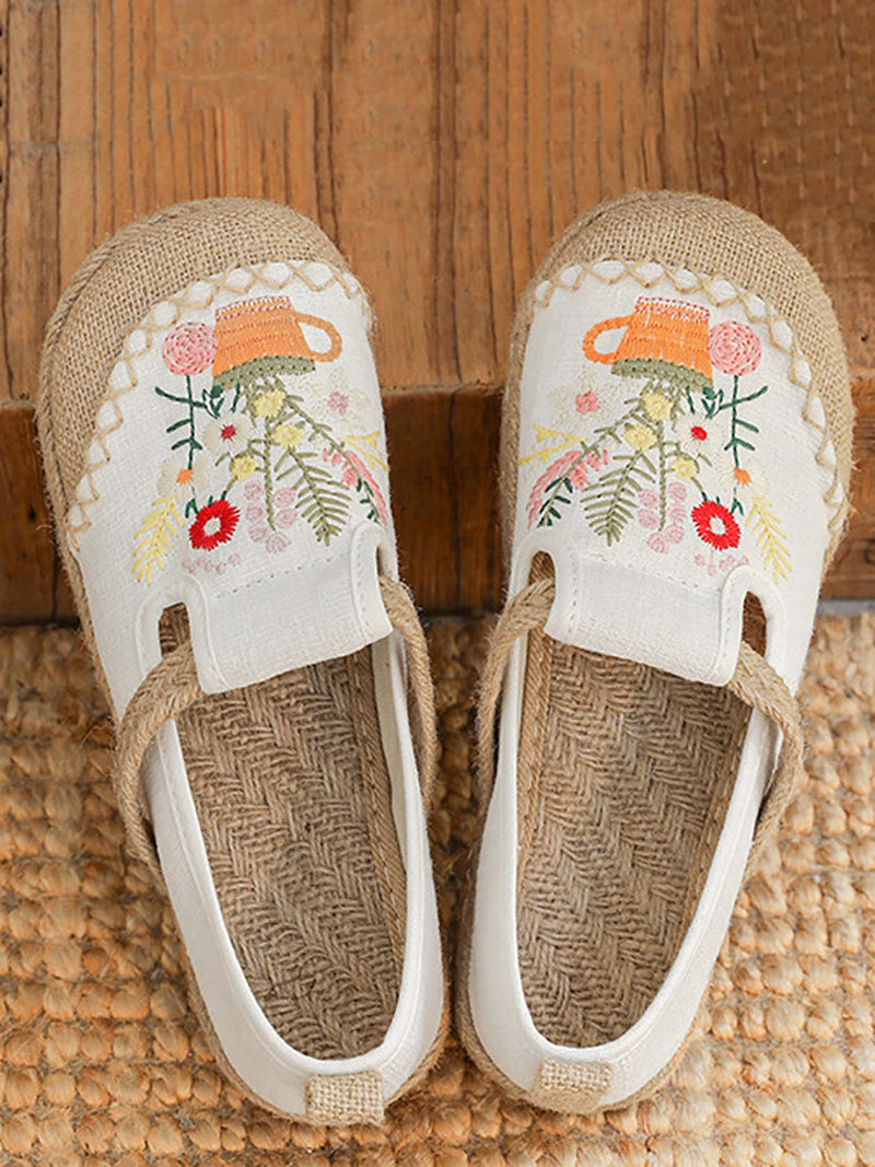 Summer Artsy Flower Embroidery Linen Cotton Shoes At1080