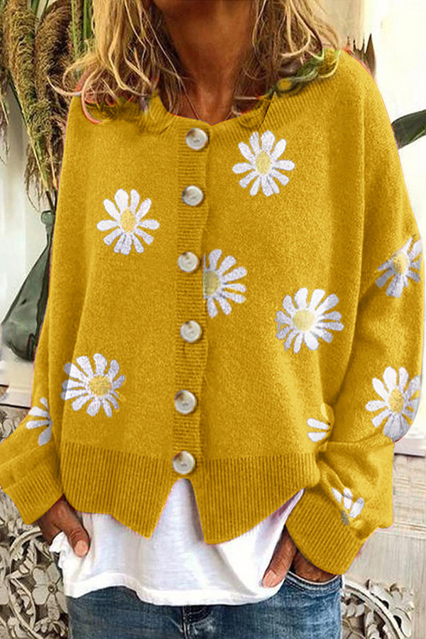 Round Neck Embroidery Knitted Sweater Cardigan