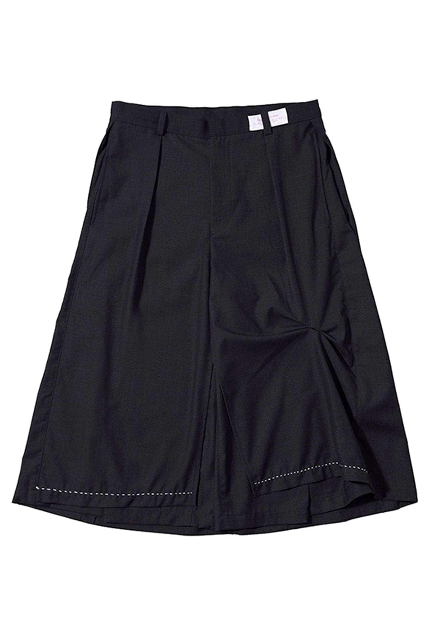 Wide-cut Contrast Shorts