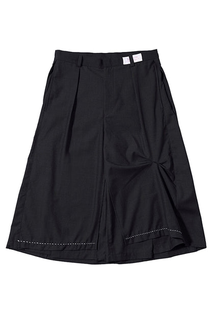 Wide-cut Contrast Shorts