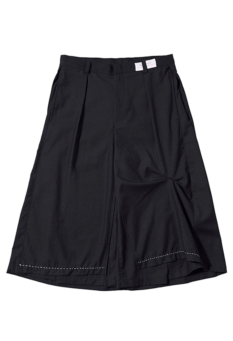 Wide-cut Contrast Shorts