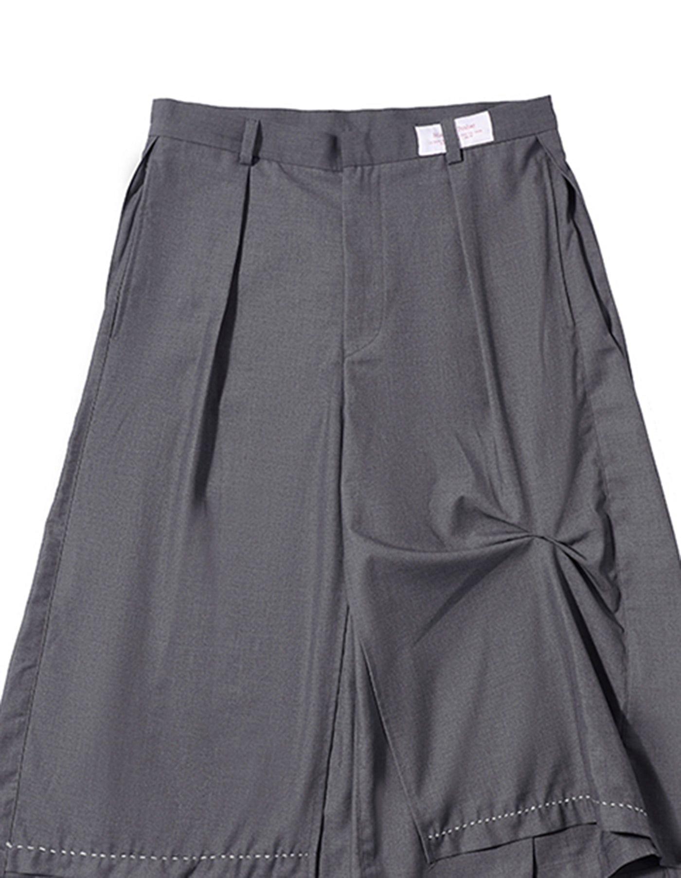 Wide-cut Contrast Shorts