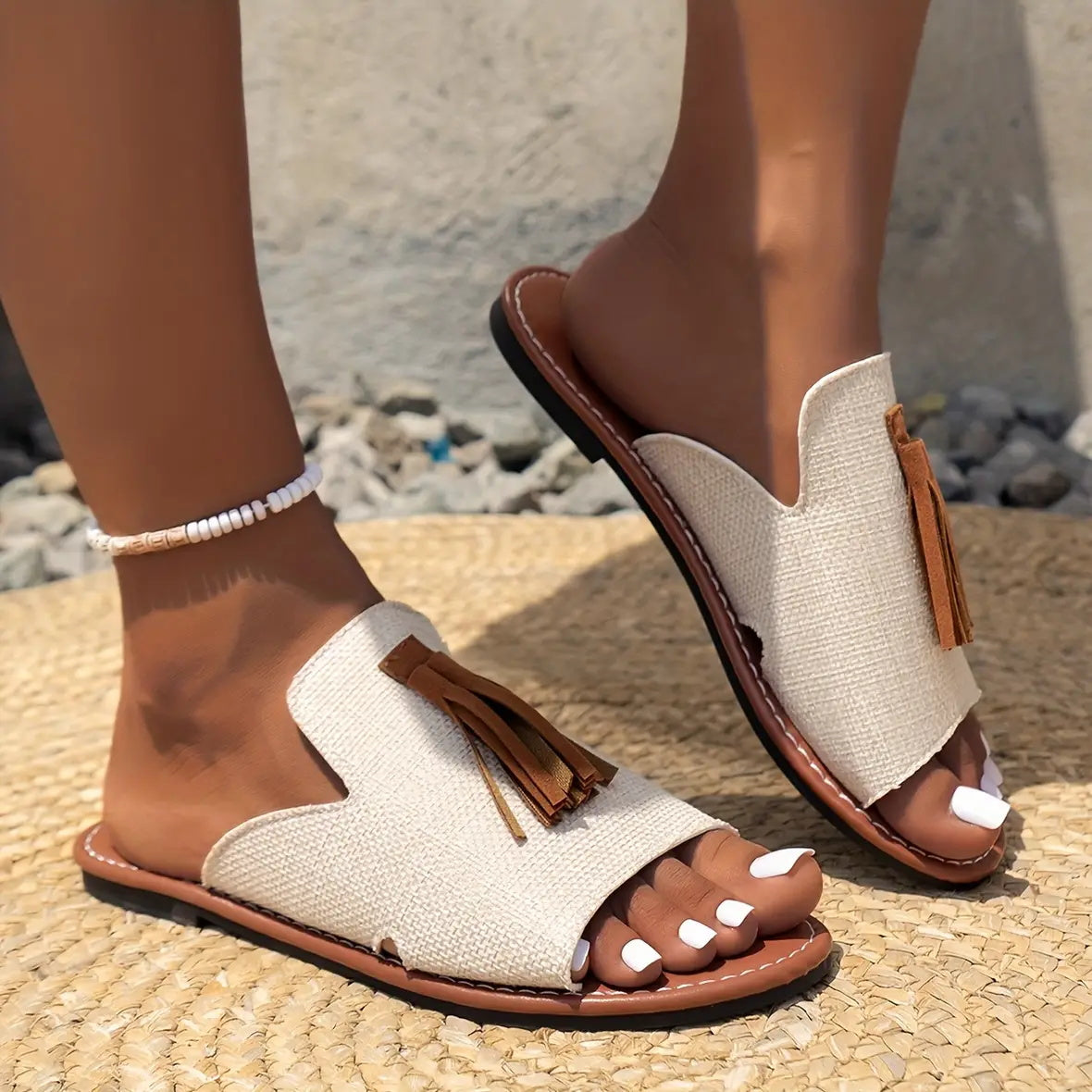 Fashionable Tassel Flat Beach Sandals