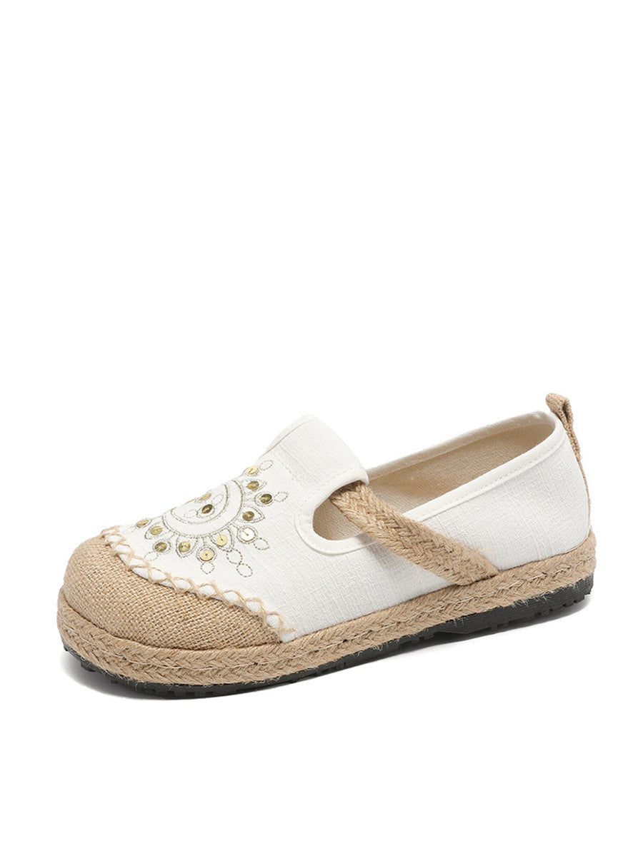 Summer Moon Embroidery Cloth Shoes We1037