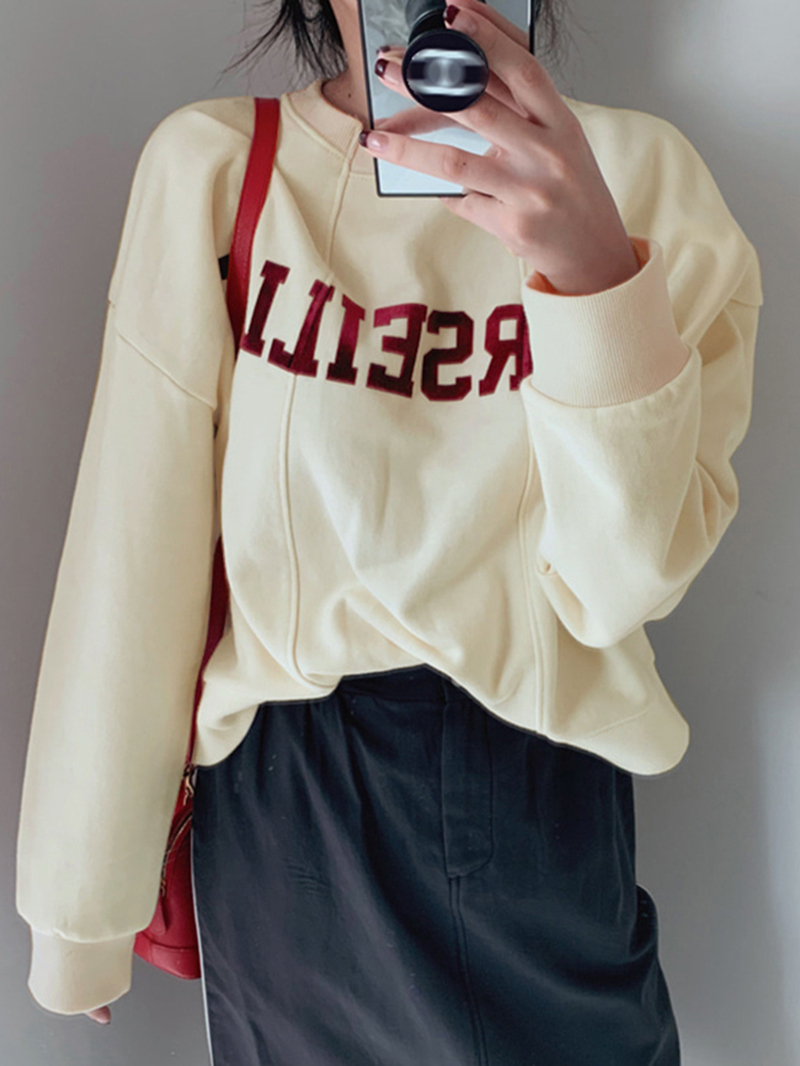 Street Loose Apricot O-neck Letter Print Long Sleeve Sweatshirt Tw003