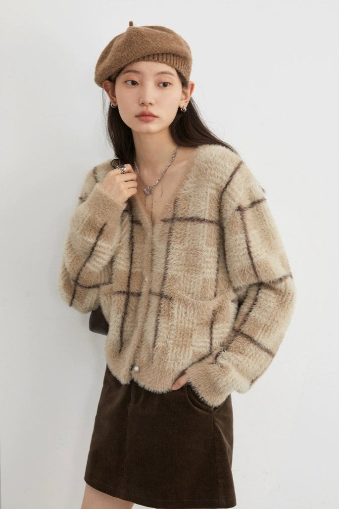 Plaid Fuzzy Cropped Cardigan