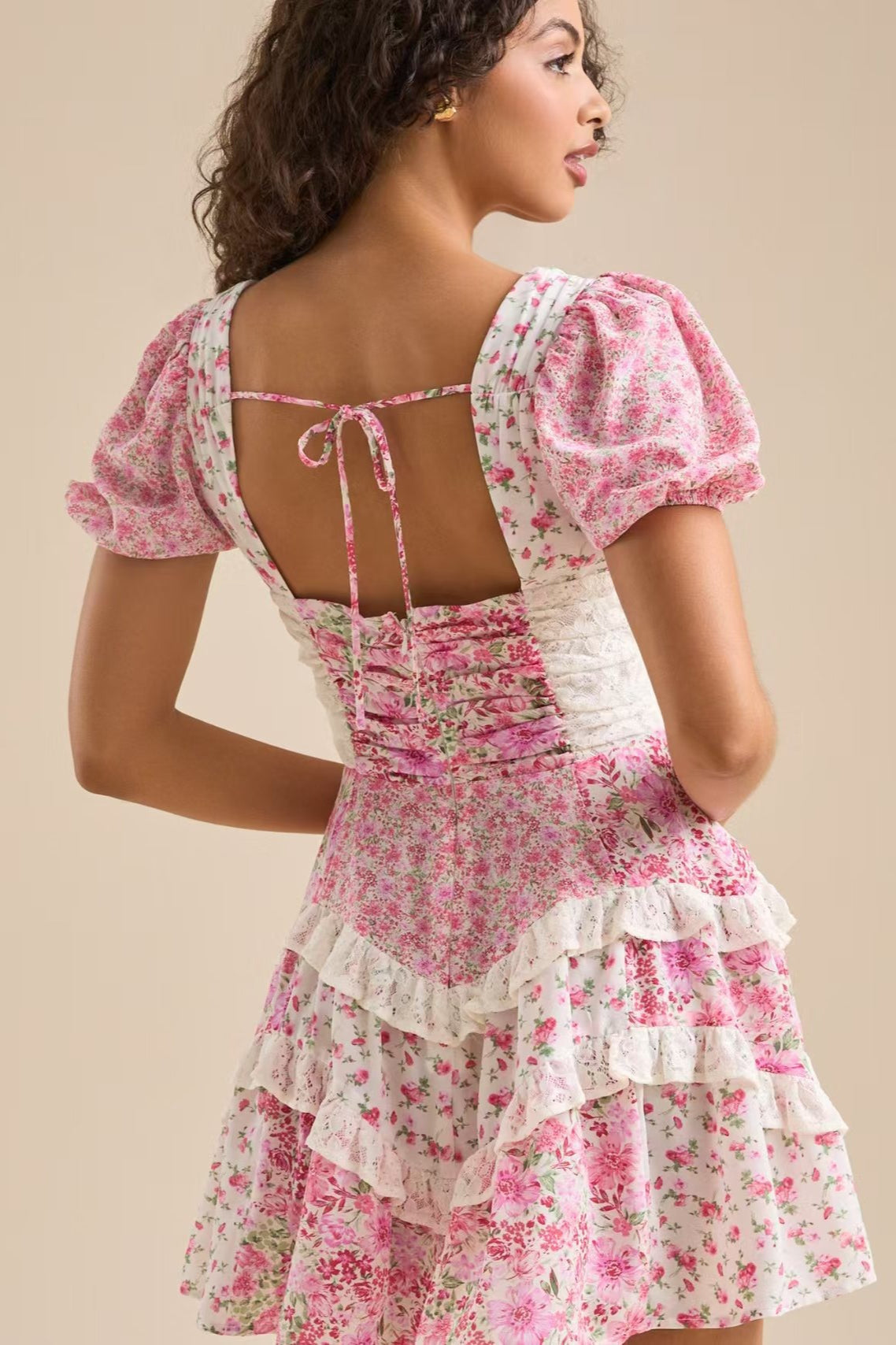 Lace Patchwork V Neck Puff Short Sleeve Mini Dress