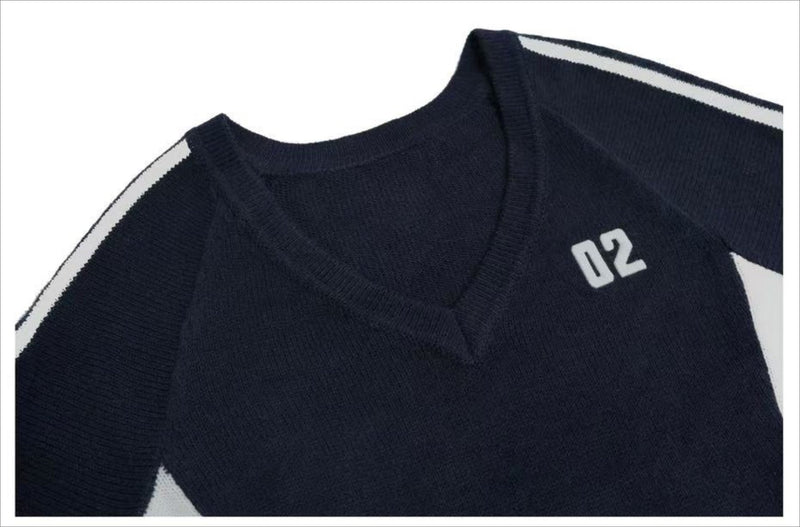 Lightweight V-neck Long-sleeve Sweater