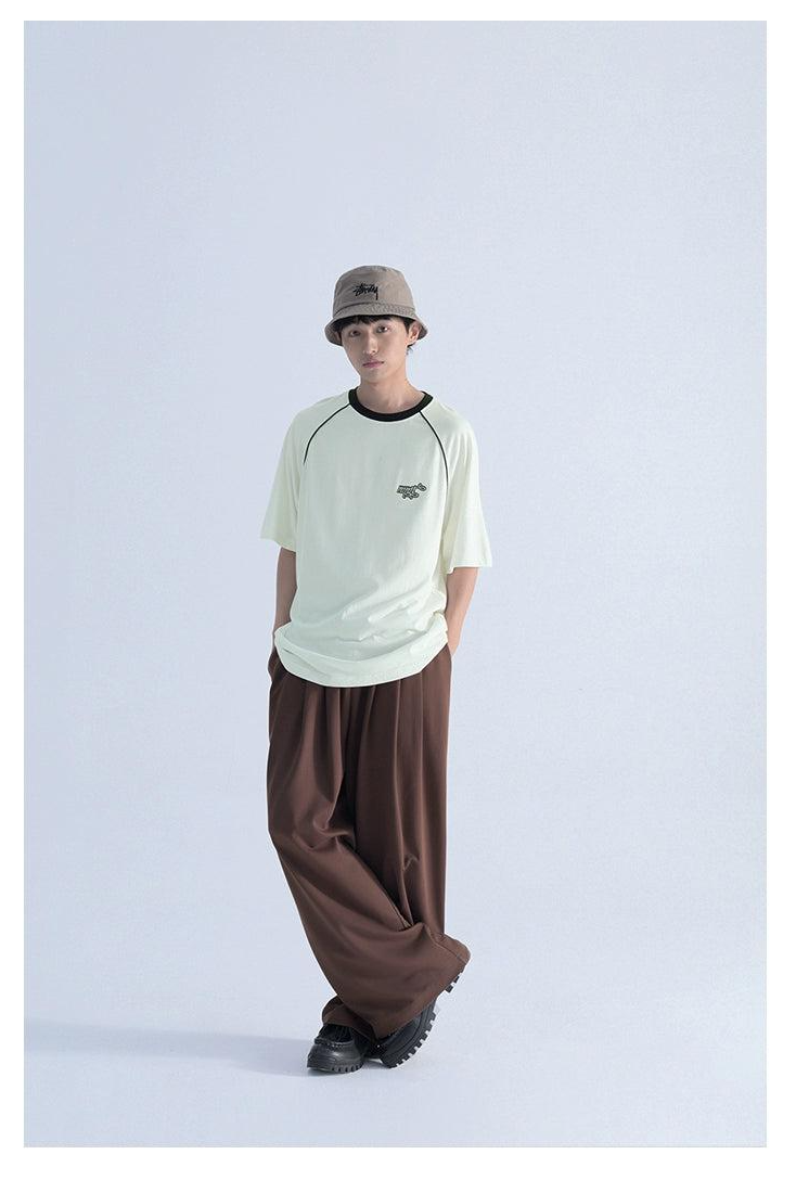 Minimalist Classic Line T-shirt