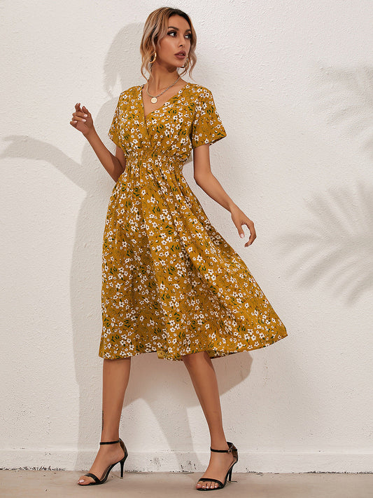 Small Short-sleeved Midi Dresses