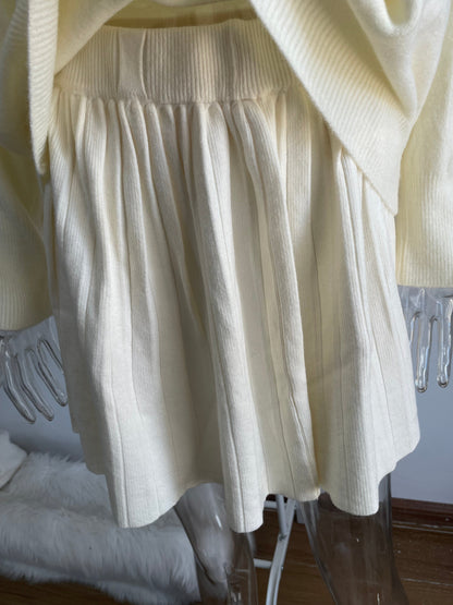 Color Round Neck Sweater Pleated Skirt Set Knitted Skirt Sets