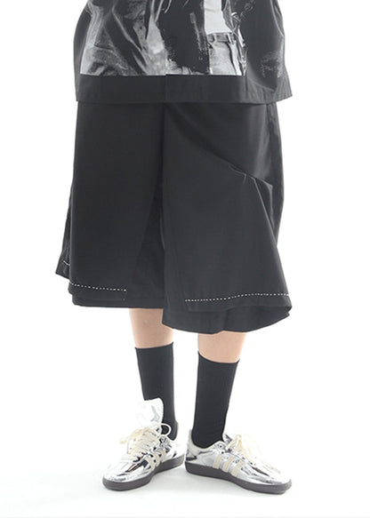 Wide-cut Contrast Shorts
