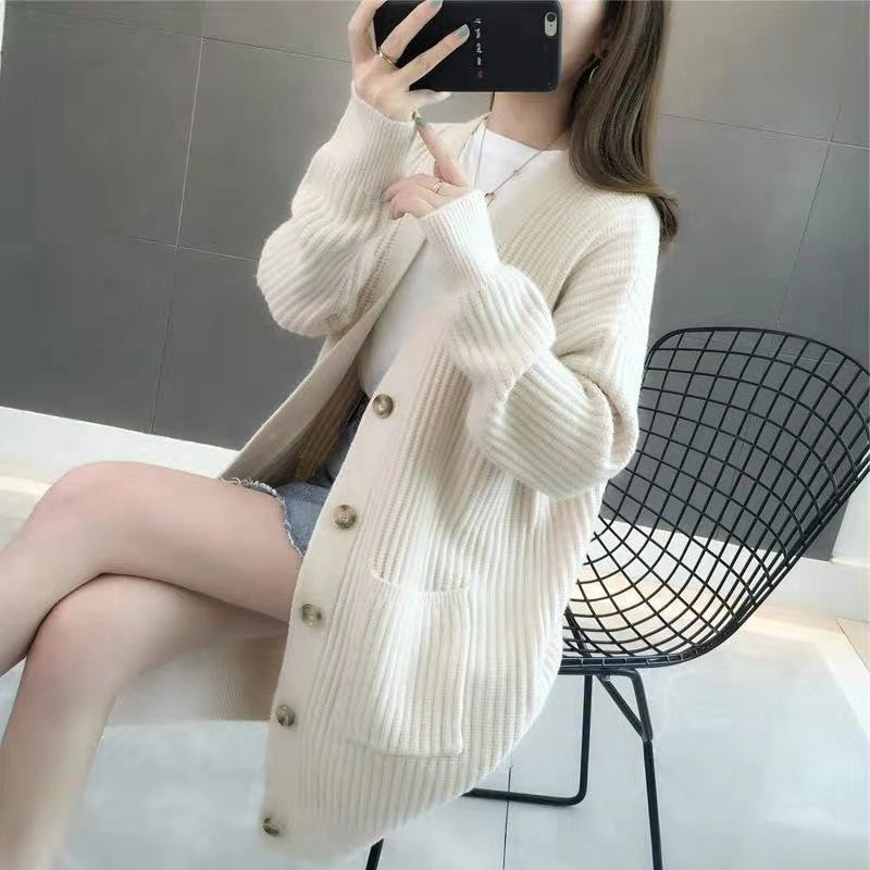 Elegantly Designed Cardigan