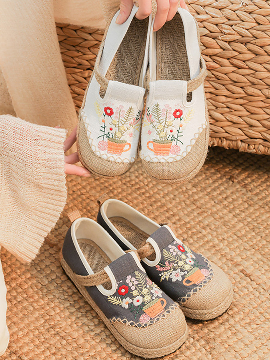 Summer Artsy Flower Embroidery Linen Cotton Shoes At1080