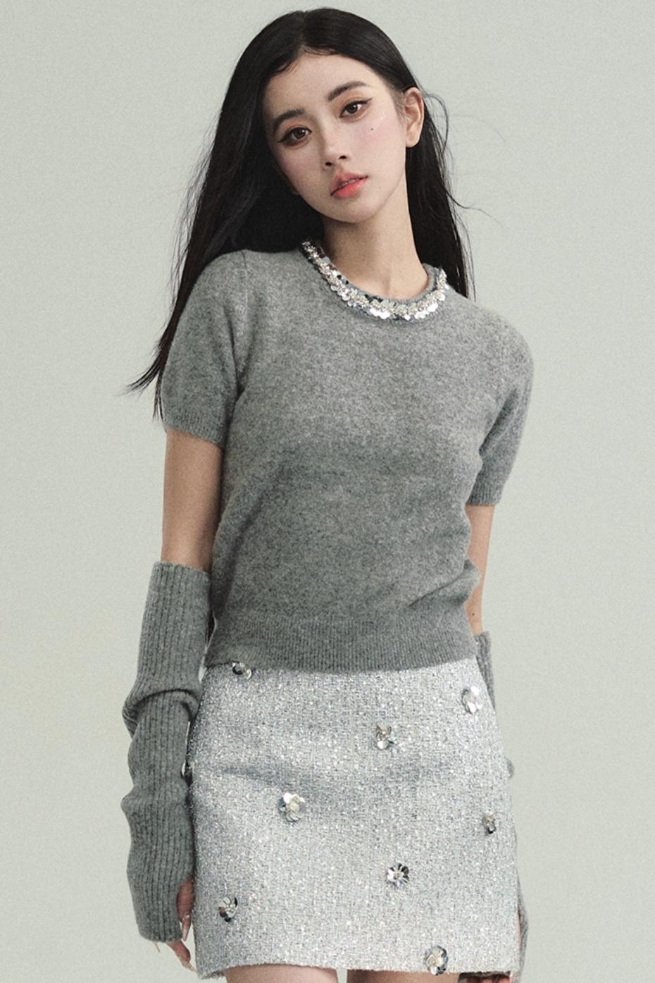 Layered Look: Pearl-trimmed Cropped Sweater With Detachable Arm Warmers