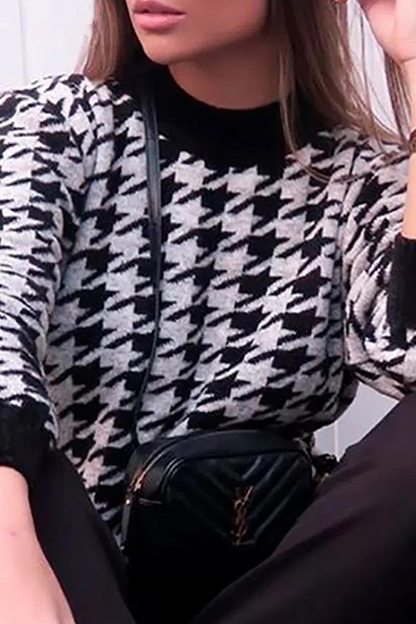 Street Geometric Patchwork Contrast O Neck Sweater(3 Colors)