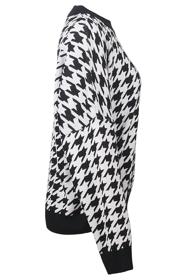 Street Geometric Patchwork Contrast O Neck Sweater(3 Colors)