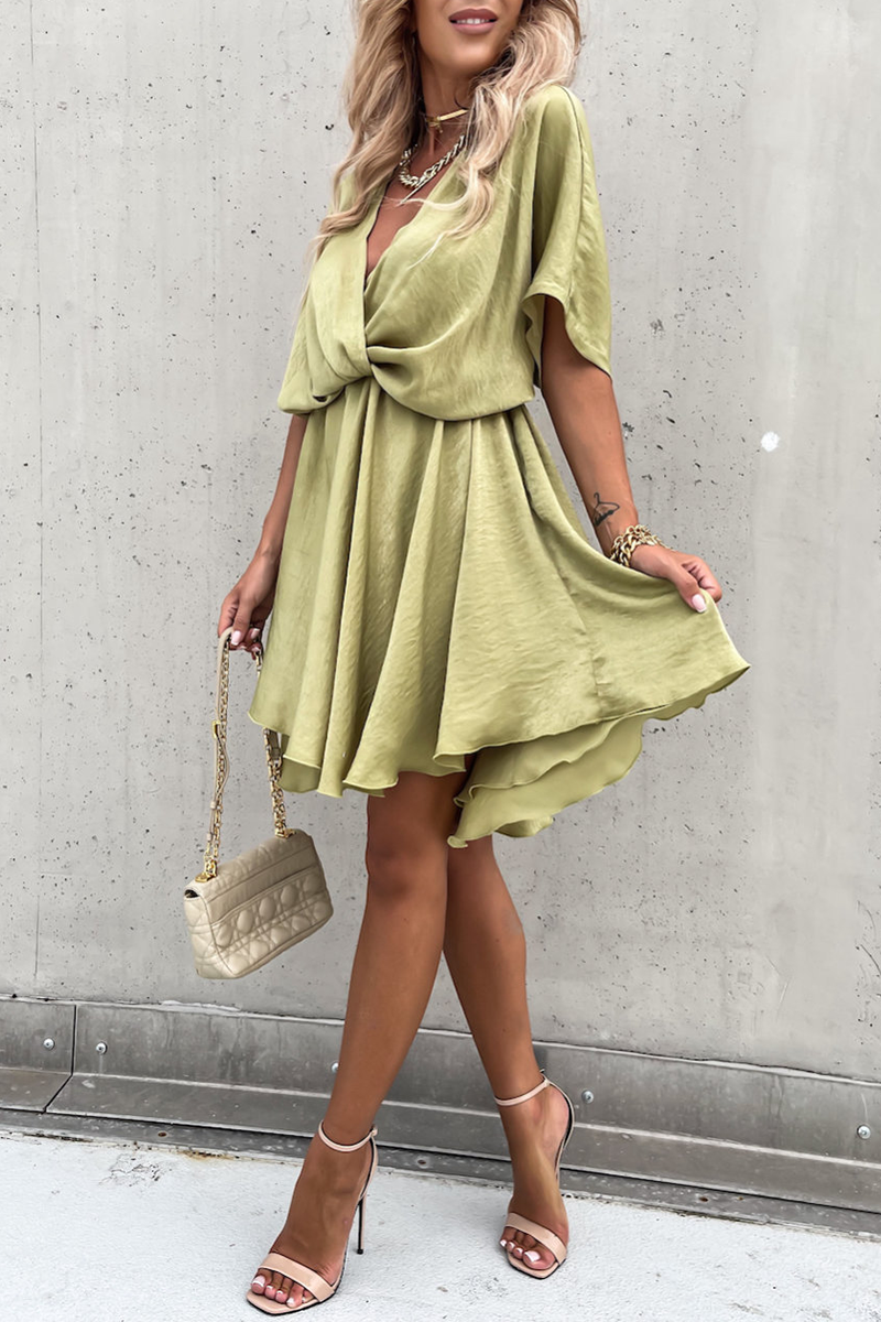 V Neck Cake Skirt Dresses