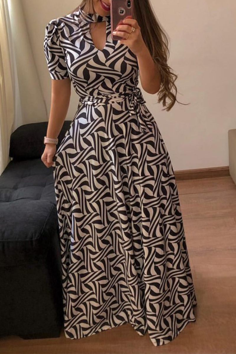 Print Hollowed Out Half a Turtleneck Cake Skirt Dresses