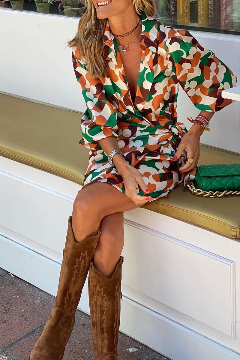 British Style Geometric Print Frenulum V Neck One Step Skirt Dresses