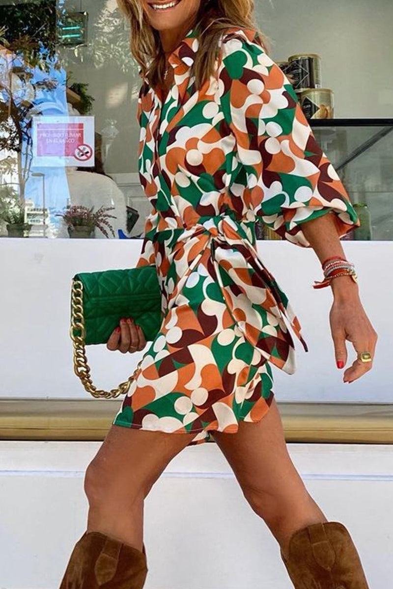 British Style Geometric Print Frenulum V Neck One Step Skirt Dresses