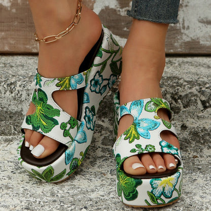 Daily Hollowed Out Patchwork Printing Round Comfortable Out Door Wedges Shoes (heel Height 2.36in)