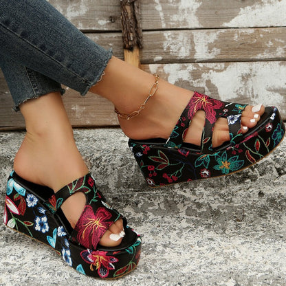 Daily Hollowed Out Patchwork Printing Round Comfortable Out Door Wedges Shoes (heel Height 2.36in)