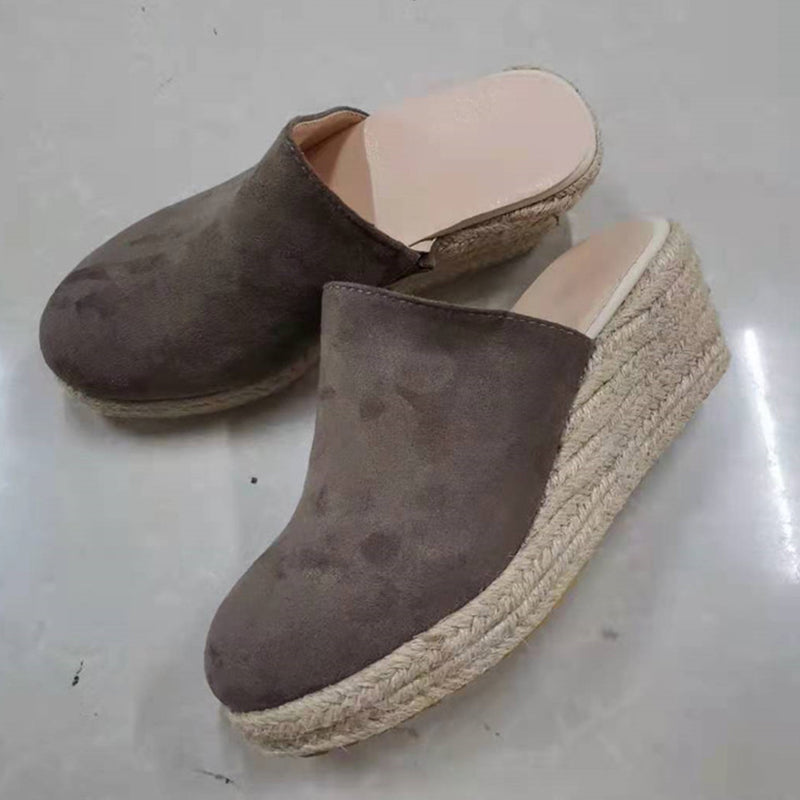 Color Closed Shoes