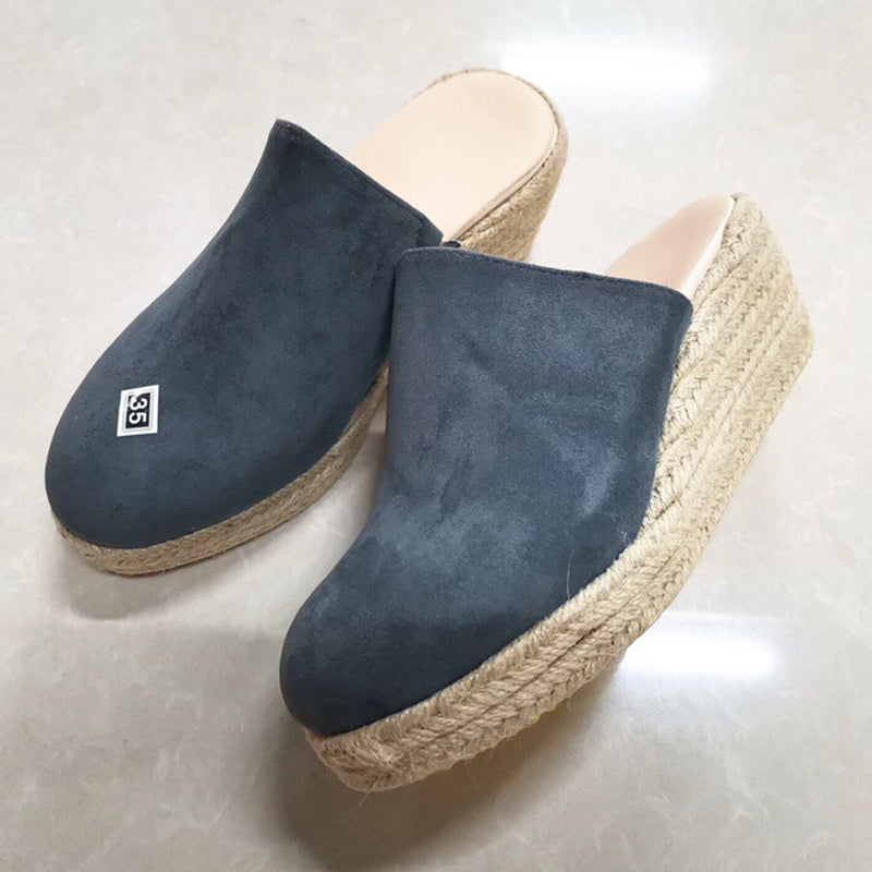 Color Closed Shoes