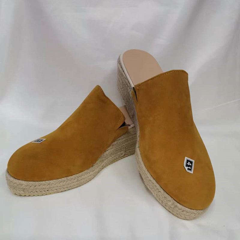Color Closed Shoes
