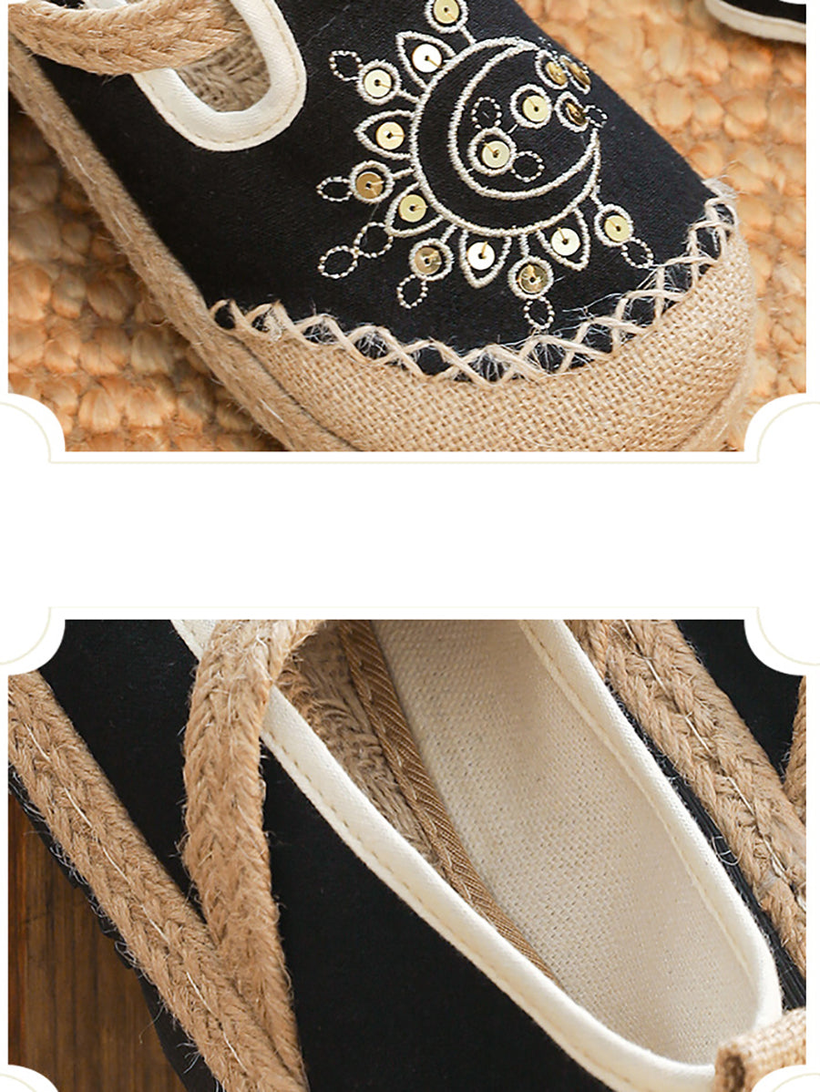 Summer Moon Embroidery Cloth Shoes We1037