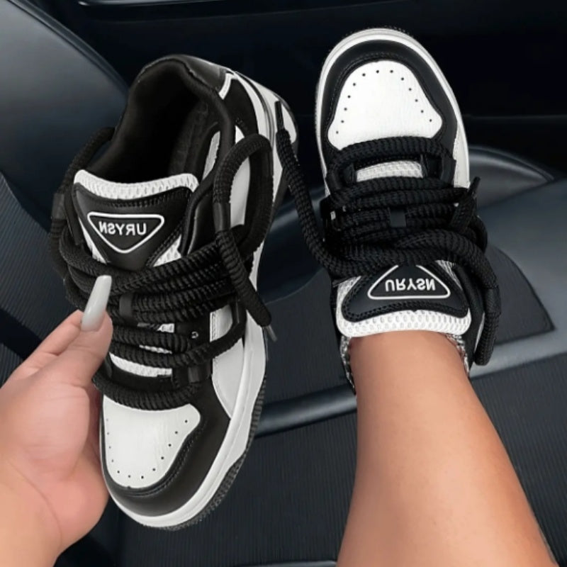 Patchwork Frenulum Contrast Round Comfortable Out Door Shoes(3 Colors)
