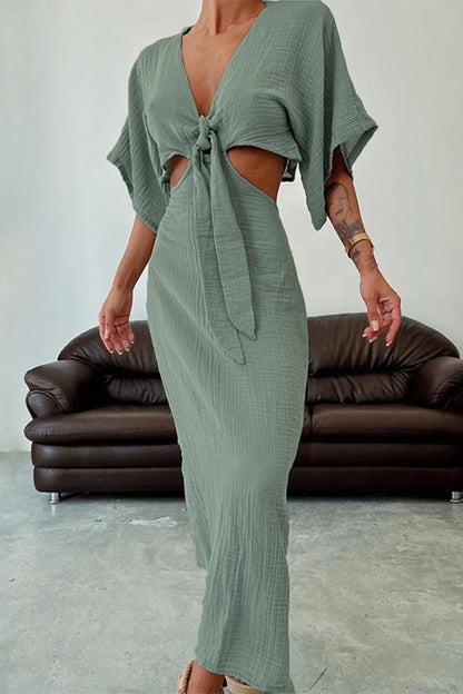 Hollowed Out Frenulum V Neck One Step Skirt Dresses(2 Colors)