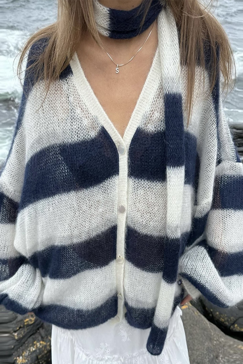 Stripe Buttons Weave Contrast V Neck Cardigans(4 Colors)