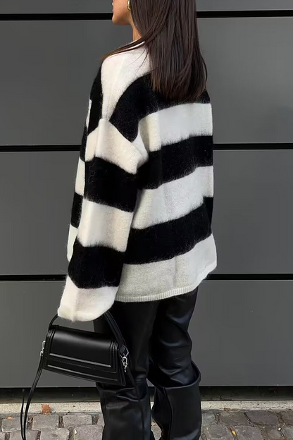 Stripe Fluffy Contrast O Neck Sweaters