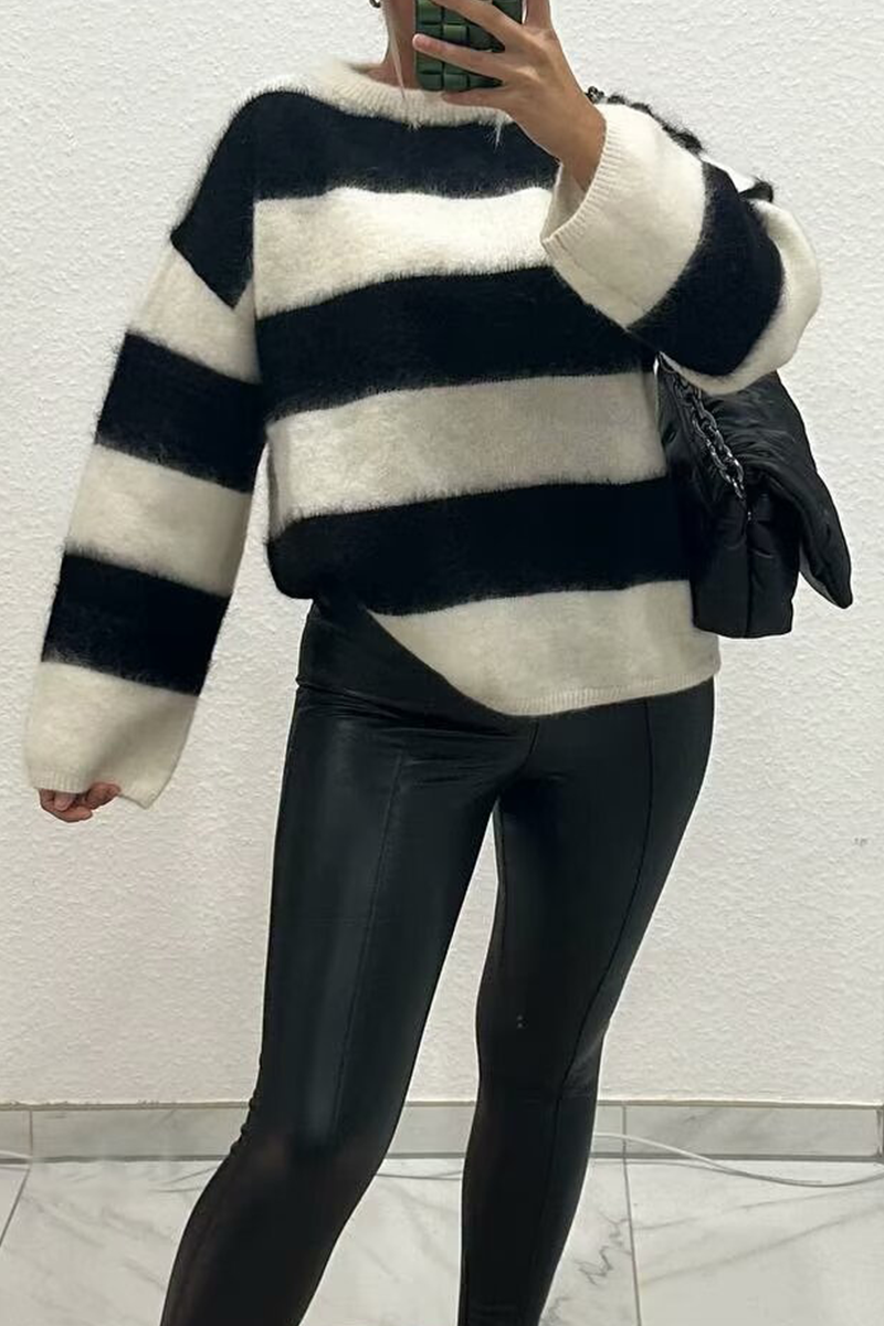 Stripe Fluffy Contrast O Neck Sweaters