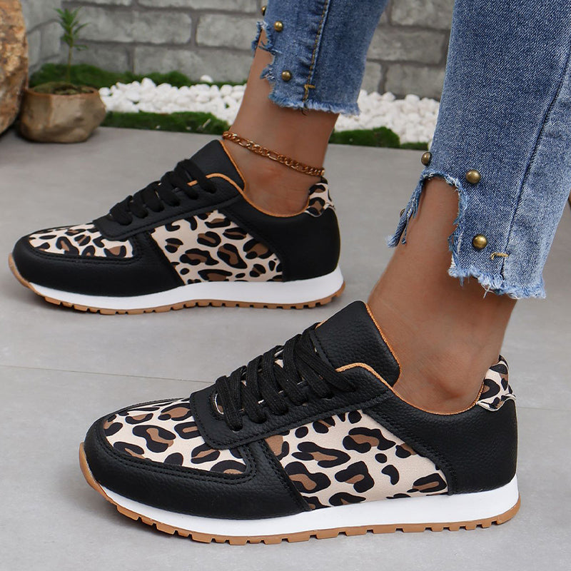 Strap Design Closed Sport Shoes(4 Colors)