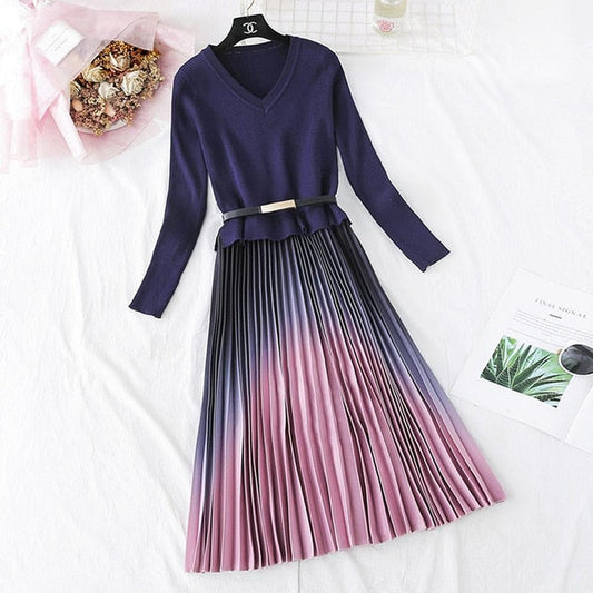 Boutique Navy V-neck Patchwork Gradient Pleated Hem Long Sleeve Sweater Dress